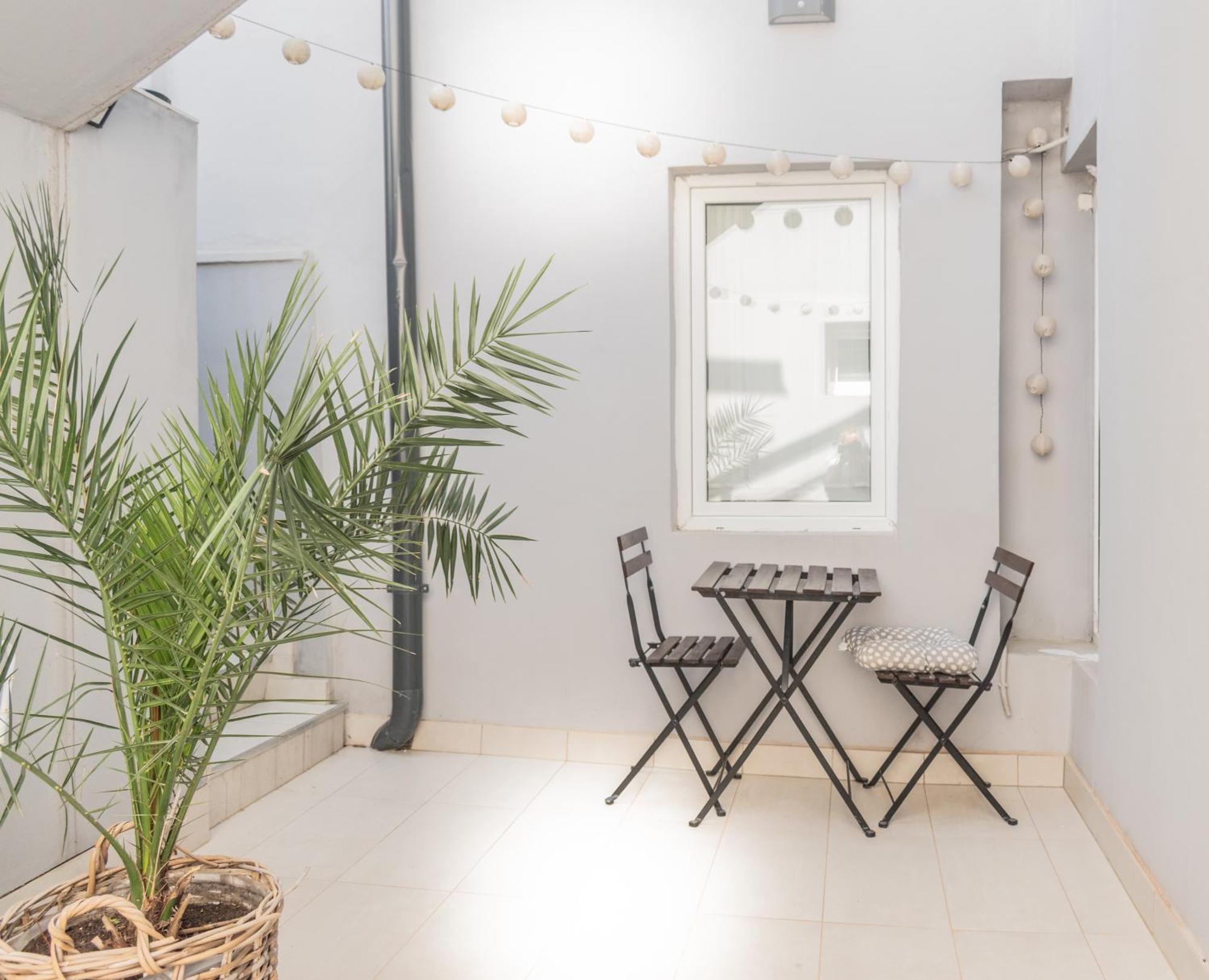 L&B Amphitheater Apartments Пула Екстериор снимка